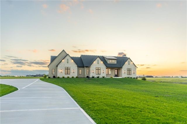 18904 Bella Terra Road, Pleasant Hill, MO 64080