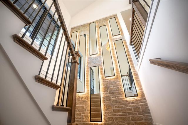 18904 Bella Terra Road, Pleasant Hill, MO 64080