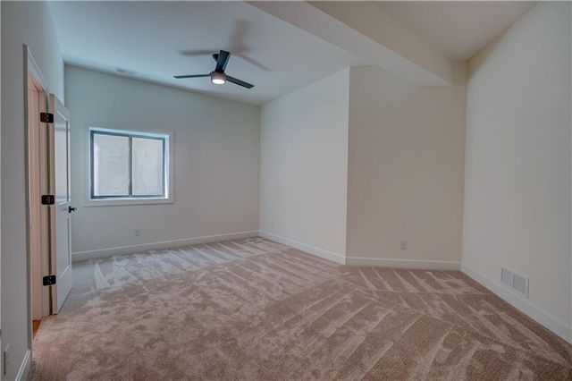 18904 Bella Terra Road, Pleasant Hill, MO 64080
