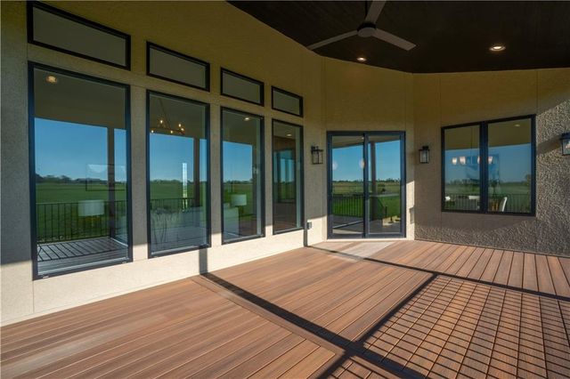 18904 Bella Terra Road, Pleasant Hill, MO 64080