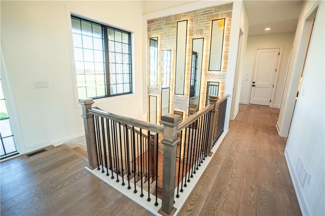 18904 Bella Terra Road, Pleasant Hill, MO 64080