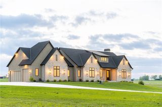 18904 Bella Terra Road, Pleasant Hill, MO 64080