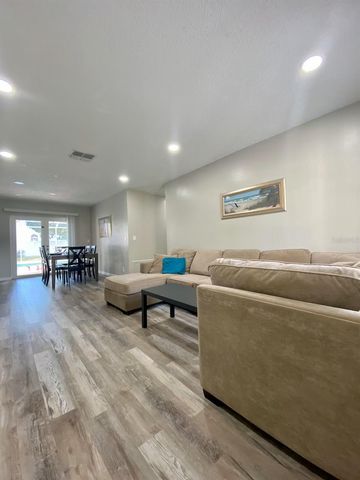 8024 CANDLEWOODE DRIVE, Largo, FL 33773