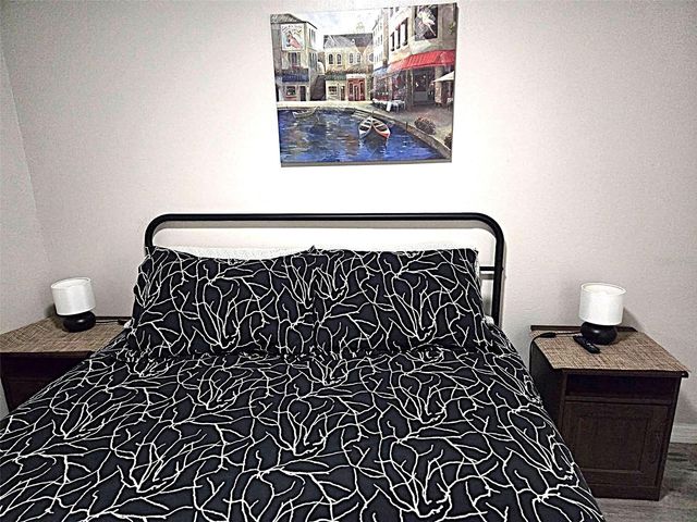 8024 CANDLEWOODE DRIVE, Largo, FL 33773