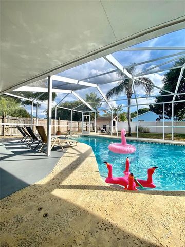 8024 CANDLEWOODE DRIVE, Largo, FL 33773