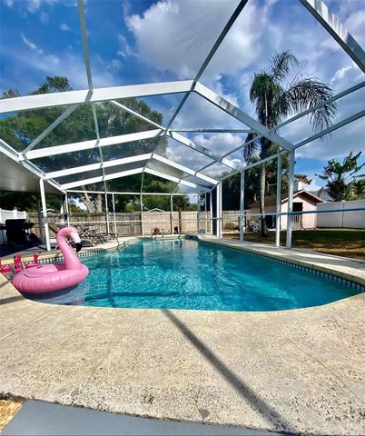 8024 CANDLEWOODE DRIVE, Largo, FL 33773