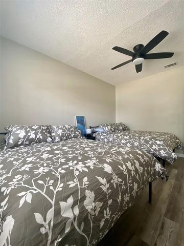 8024 CANDLEWOODE DRIVE, Largo, FL 33773