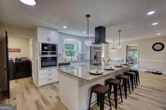 1821 Holmes Drive SW, Conyers, GA 30094