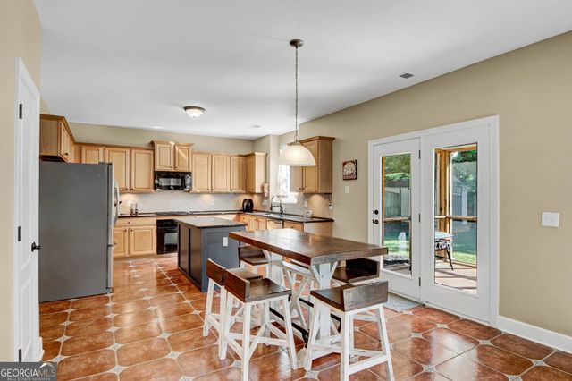 121 Oak Haven Drive, Canton, GA 30115