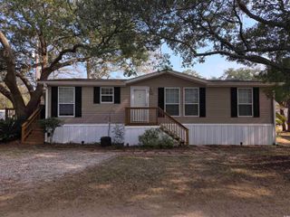 361 E Canal St., Garden City Beach, SC 29576