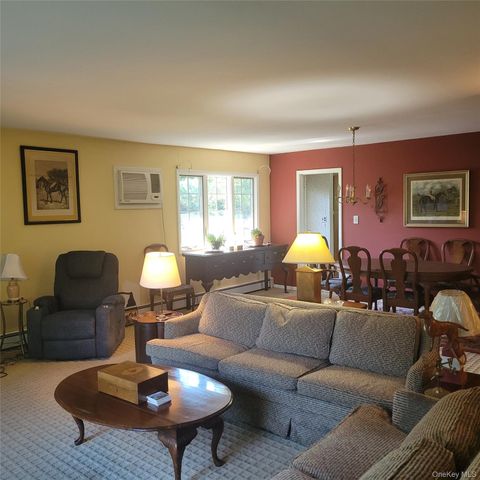120 Valley Avenue, Locust Valley, NY 11560