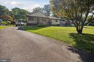 647 GLENDALE RD, Havertown, PA 19083