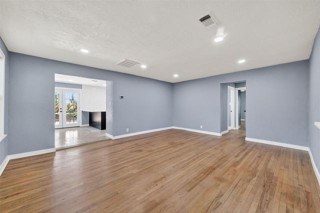 4727 Arvilla Lane, Houston, TX 77021