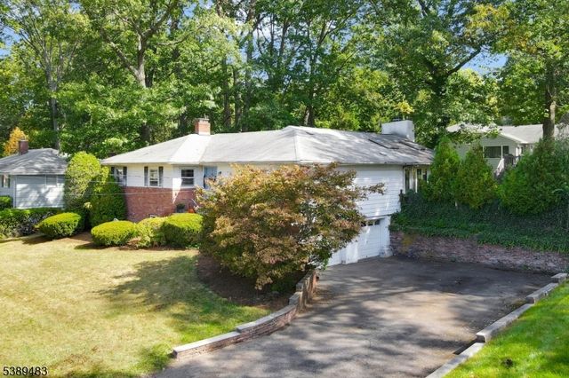 567 Hickory St, Washington Twp., NJ 07676