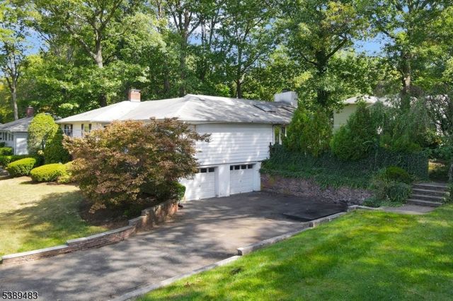 567 Hickory St, Washington Twp., NJ 07676