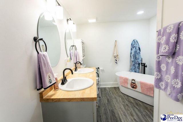 1770 woods dr, Florence, SC 29505