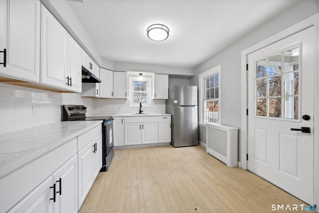 198 Main Street, Hampton, CT 06247