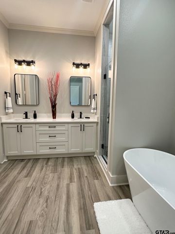 1126 Pollard Dr, Tyler, TX 75701