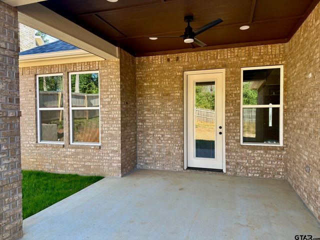 1126 Pollard Dr, Tyler, TX 75701