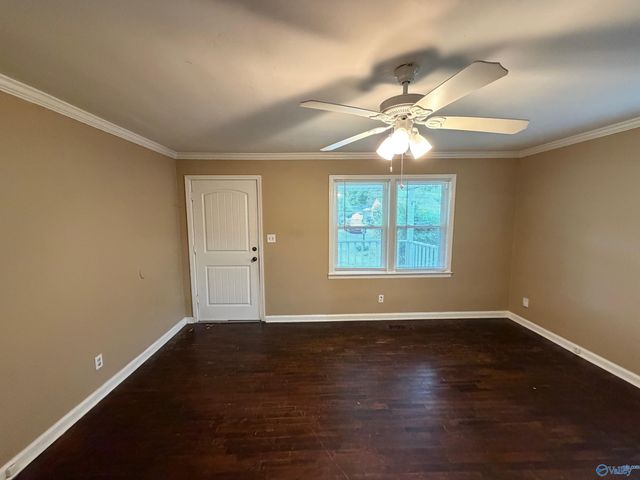 1216 20th Avenue SE, Decatur, AL 35601