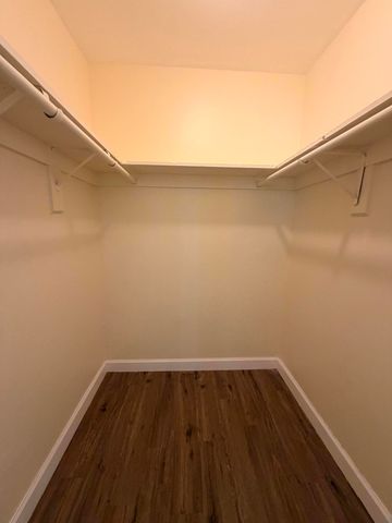 1505 Crescent Circle B21, Lake Park, FL 33403