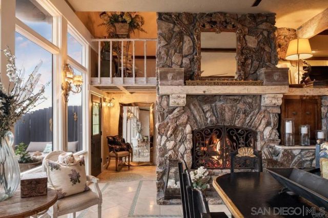 200-2 Neptune, Encinitas, CA 92024