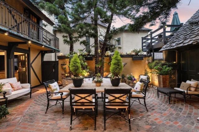 200-2 Neptune, Encinitas, CA 92024