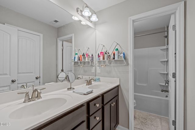 117 Hansen, Clayton, NC 27527