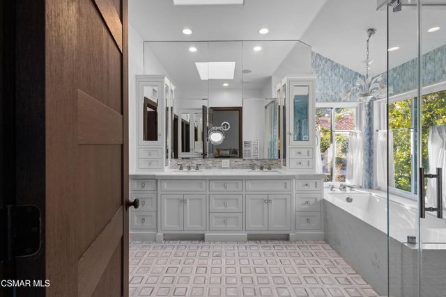 830 Pleasant Dale Place, Westlake Village, CA 91362