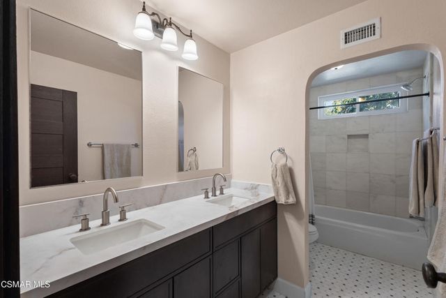 830 Pleasant Dale Place, Westlake Village, CA 91362