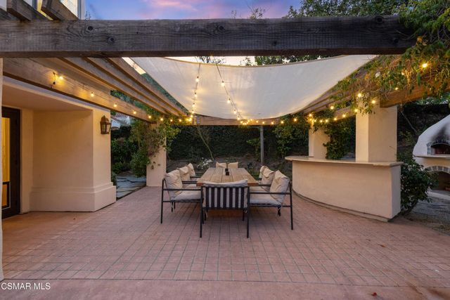 830 Pleasant Dale Place, Westlake Village, CA 91362