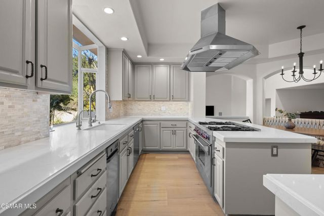 830 Pleasant Dale Place, Westlake Village, CA 91362