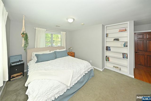 619 Montview Place, River Vale, NJ 07675