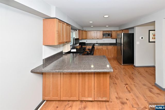619 Montview Place, River Vale, NJ 07675