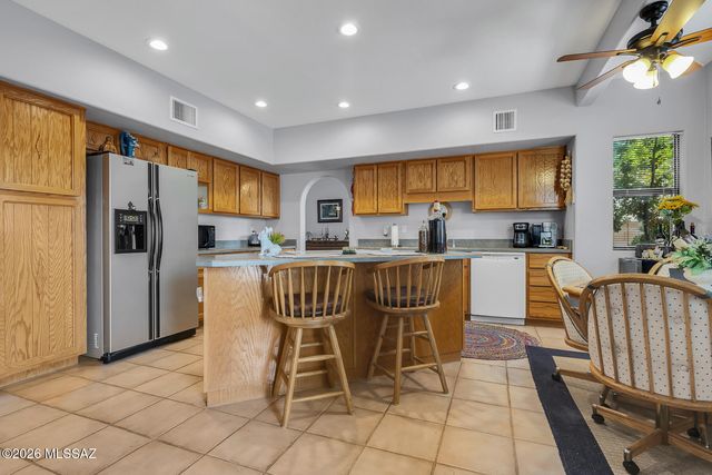 11055 E Blue Grama Drive, Tucson, AZ 85748