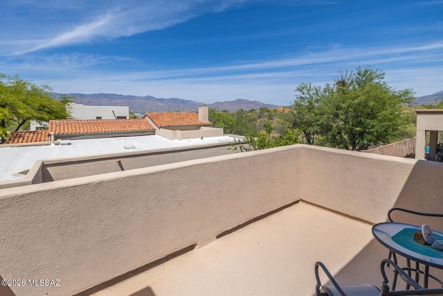 11055 E Blue Grama Drive, Tucson, AZ 85748