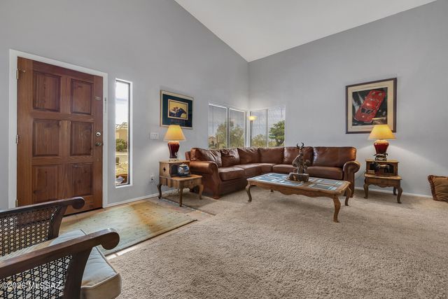 11055 E Blue Grama Drive, Tucson, AZ 85748