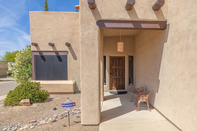 11055 E Blue Grama Drive, Tucson, AZ 85748