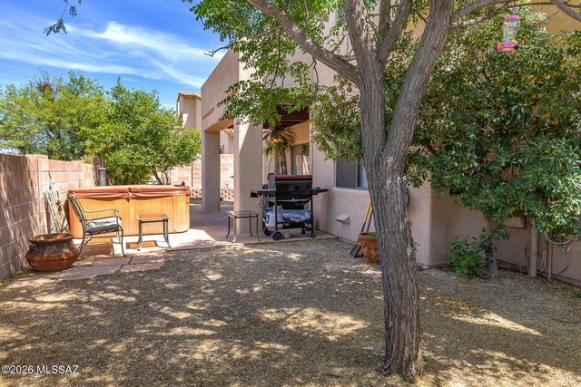 11055 E Blue Grama Drive, Tucson, AZ 85748