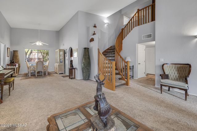 11055 E Blue Grama Drive, Tucson, AZ 85748