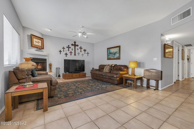 11055 E Blue Grama Drive, Tucson, AZ 85748