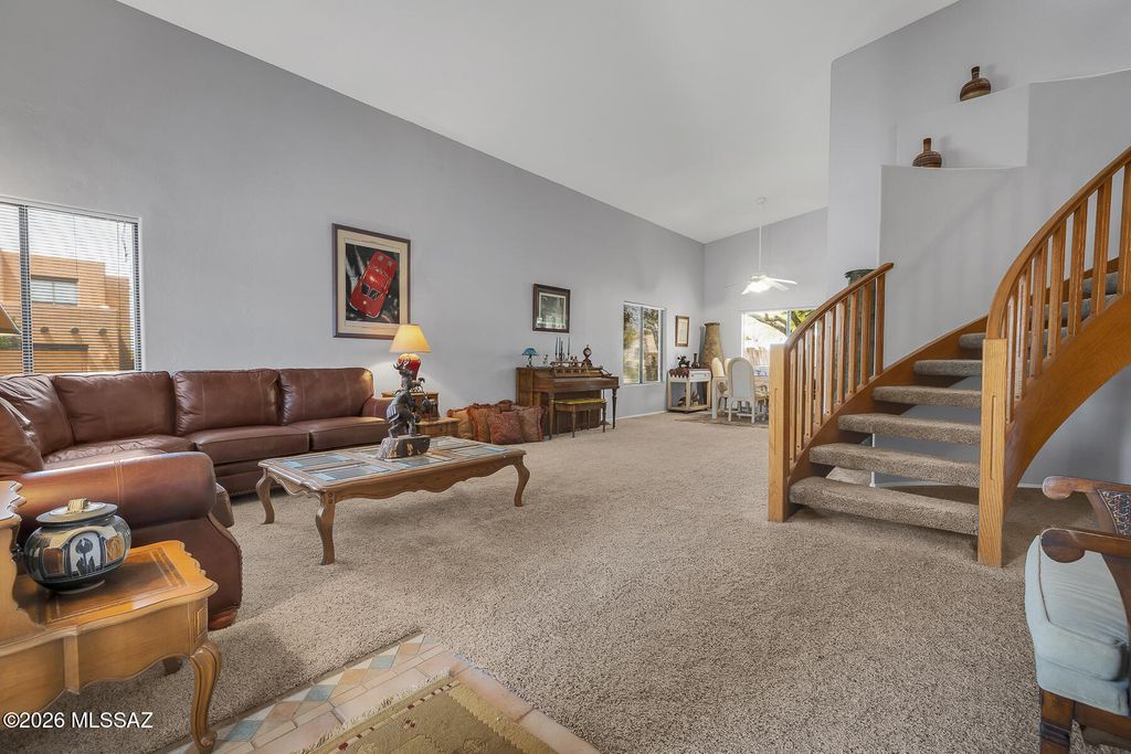 11055 E Blue Grama Drive, Tucson, AZ 85748