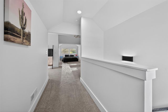 23313 Carlisle Avenue, Hazel Park, MI 48030