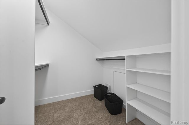 23313 Carlisle Avenue, Hazel Park, MI 48030