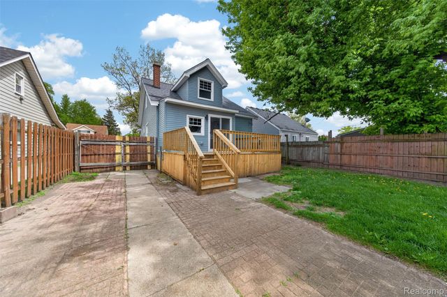 23313 Carlisle Avenue, Hazel Park, MI 48030