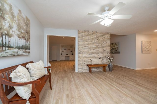 15835 Mesa Gardens Drive, Houston, TX 77095