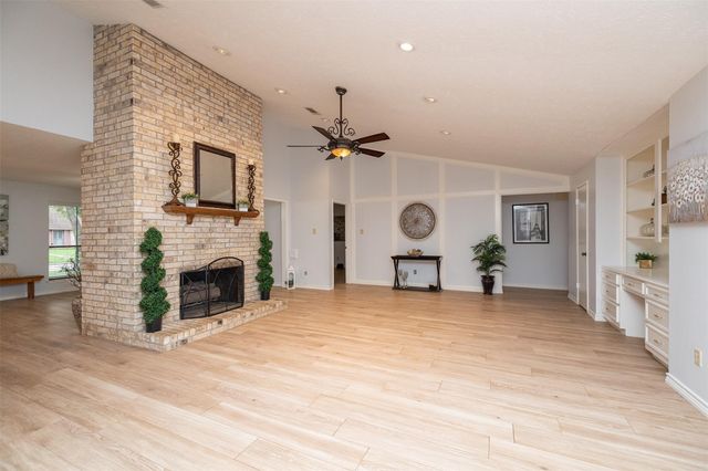 15835 Mesa Gardens Drive, Houston, TX 77095
