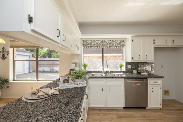 15835 Mesa Gardens Drive, Houston, TX 77095