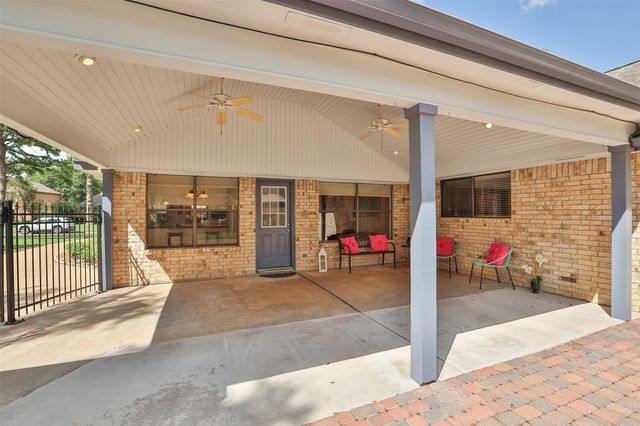 15835 Mesa Gardens Drive, Houston, TX 77095