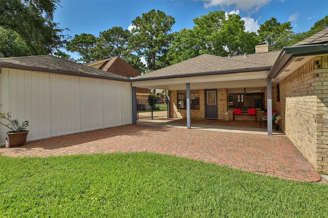 15835 Mesa Gardens Drive, Houston, TX 77095